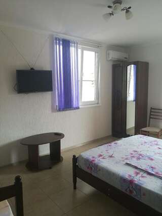 Гостевой дом У Светланы Гагра-7